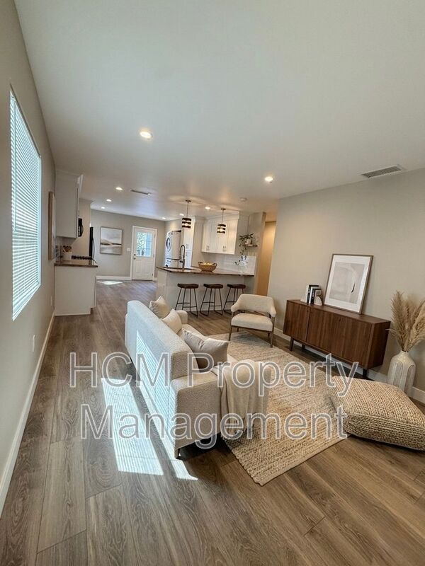 Foto del edificio - 874-876 North Orange St