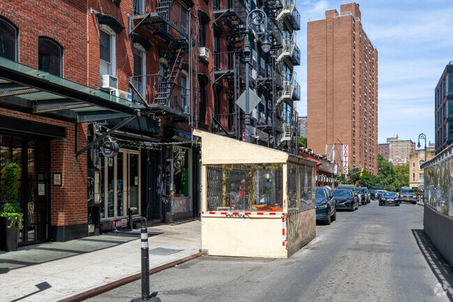 Building Photo - 173 Ludlow St