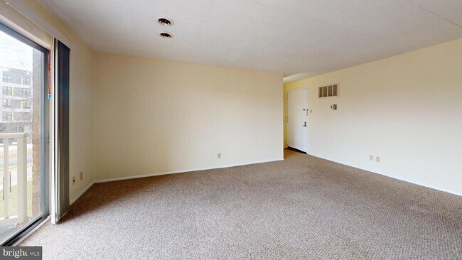 Building Photo - 2602 Indian Dr