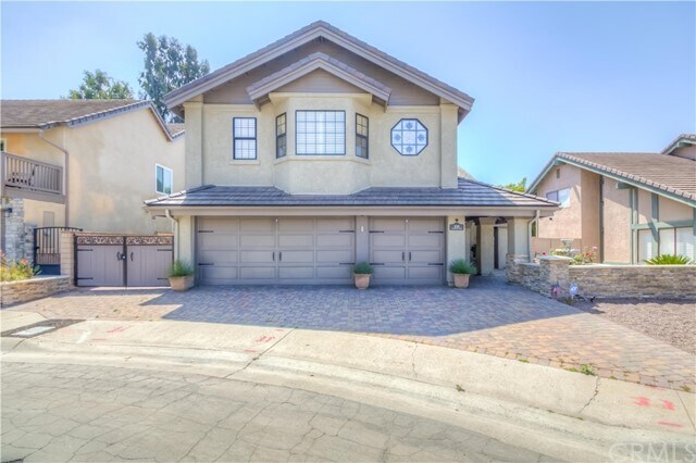 Primary Photo - 2082 Fallcreek Cir