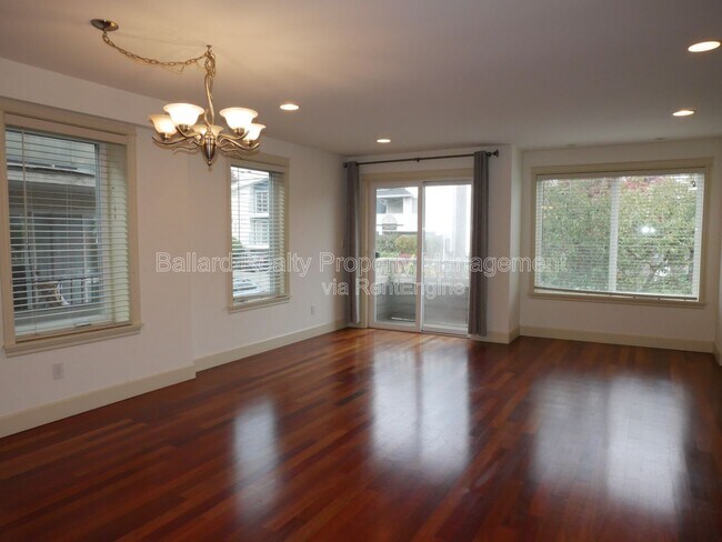 Foto del edificio - 1415 NW 61st St