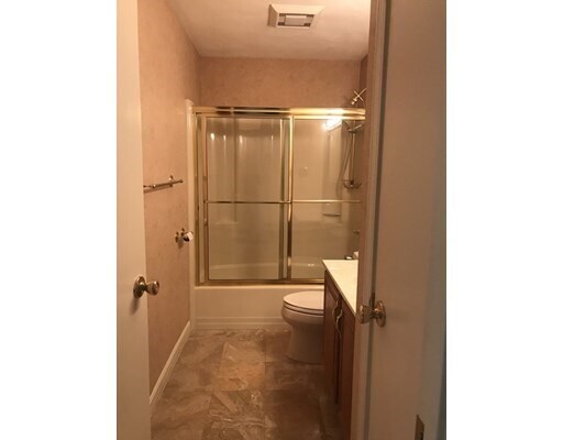 Foto del edificio - 25 Sterling Ln