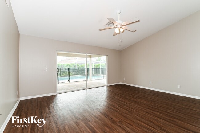 Foto del edificio - 2218 NW 1st St