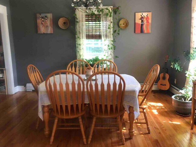 Building Photo - 109 Ridgewood Ave