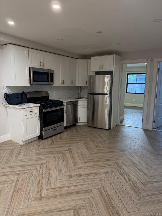 Foto del edificio - 113-42 Springfield Blvd