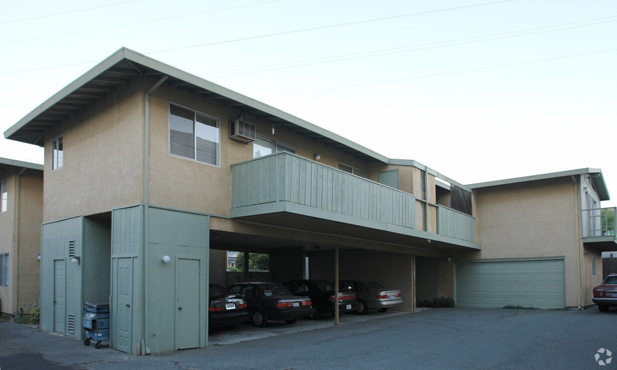Building Photo - 1150 Saranap Ave