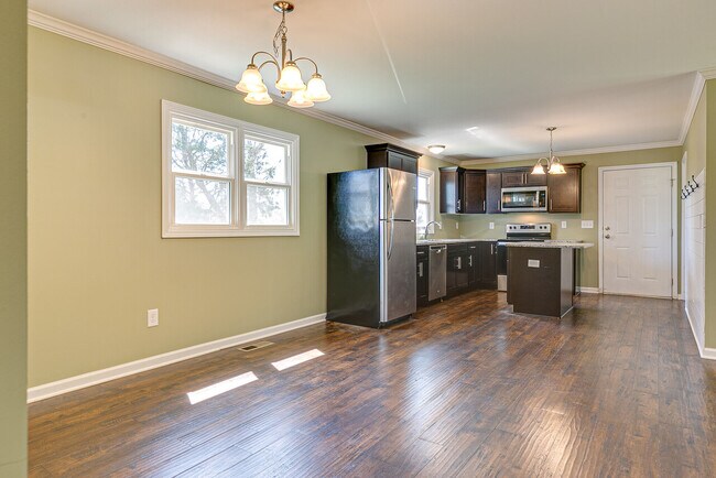 Foto del edificio - 212 Hillview Dr