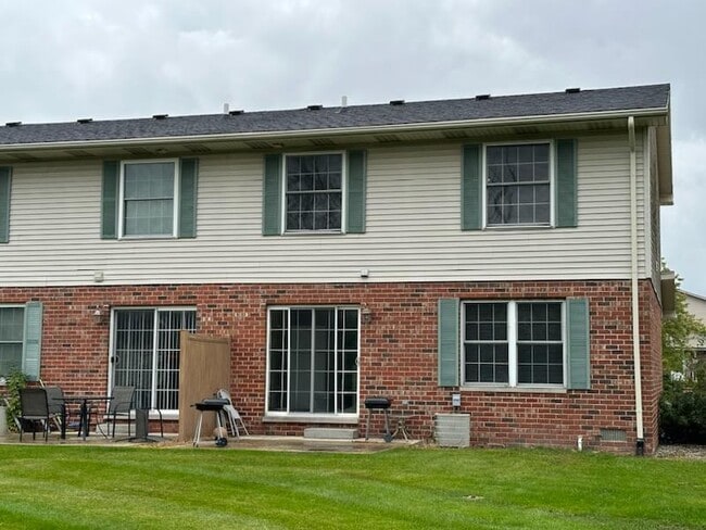 Building Photo - 1226 Leon Way