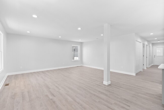 Foto del edificio - 2410 Poplar St