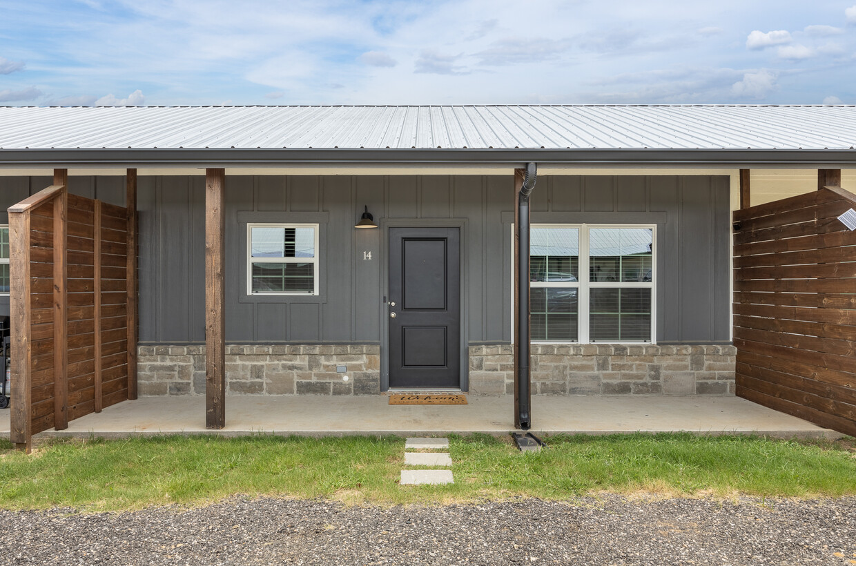 Primary Photo - 16246 County Road 4100