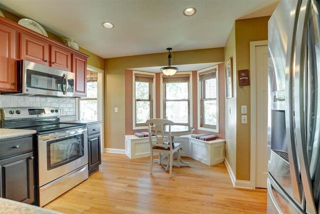 Foto del edificio - 6214 Camino Way