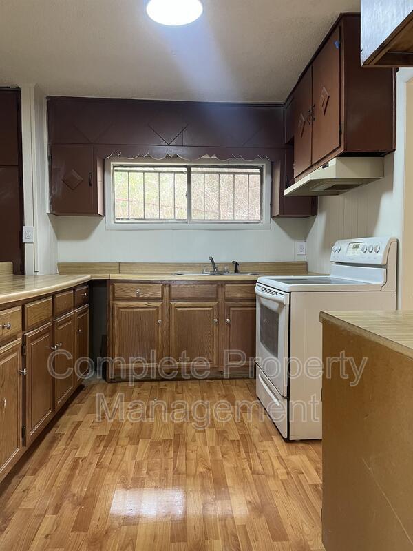 Building Photo - 544 52nd St Ensley