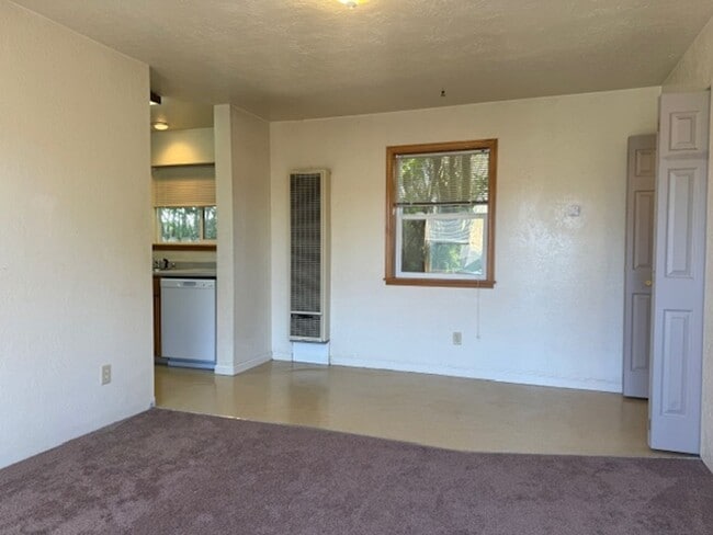 Building Photo - 1771 Golf Course Rd