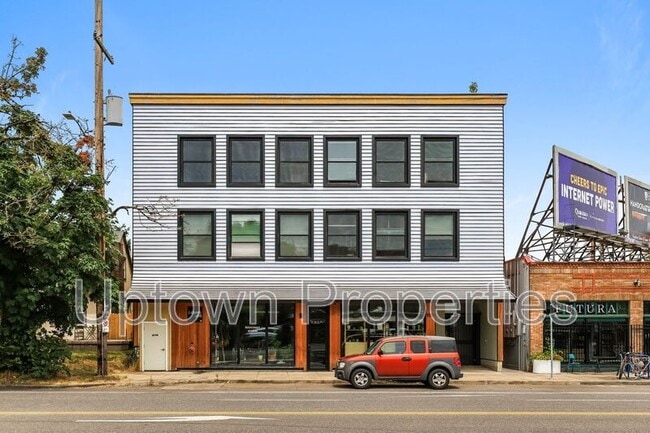 Building Photo - 1515 N Rosa Parks Way