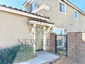 Building Photo - 13328 Hyacinth Ct