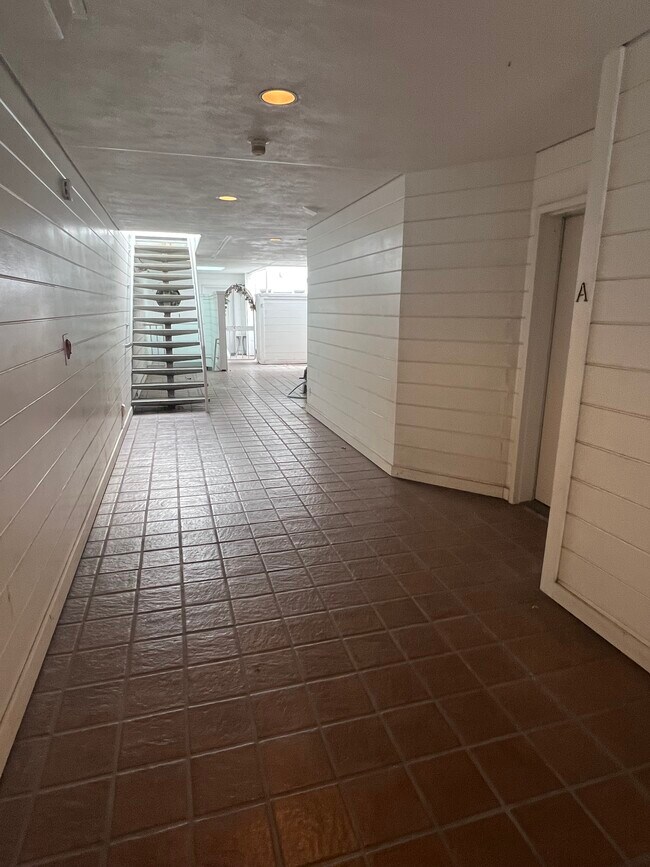 Foto del edificio - 1737 Sutter St