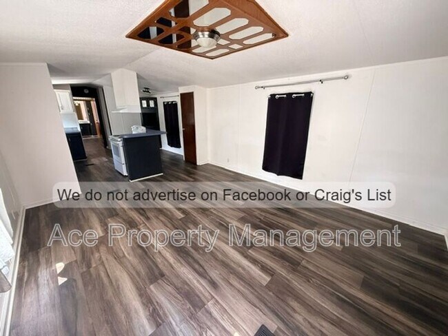 Foto del edificio - 7136 Lee Ave