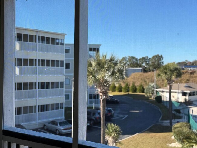 Foto del edificio - 4350 Intercoastal Dr