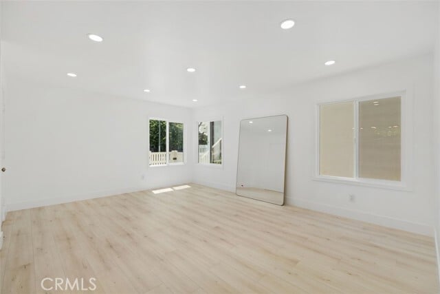 Building Photo - 23 Rose Ave