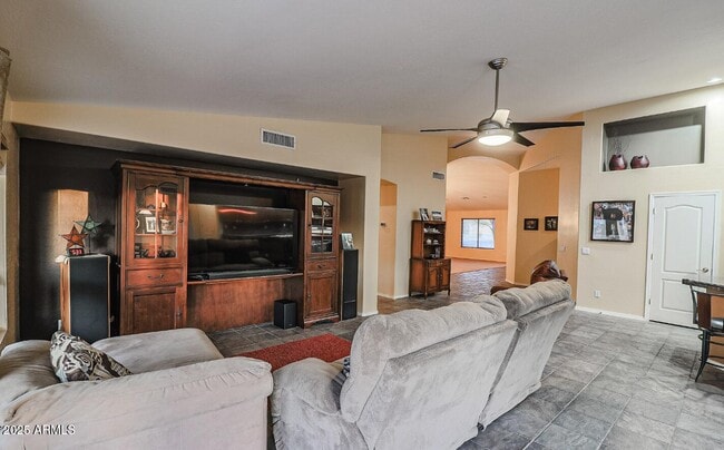 Building Photo - 17592 W Copper Ridge Dr