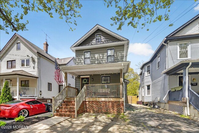 Building Photo - 1135 Asbury Ave