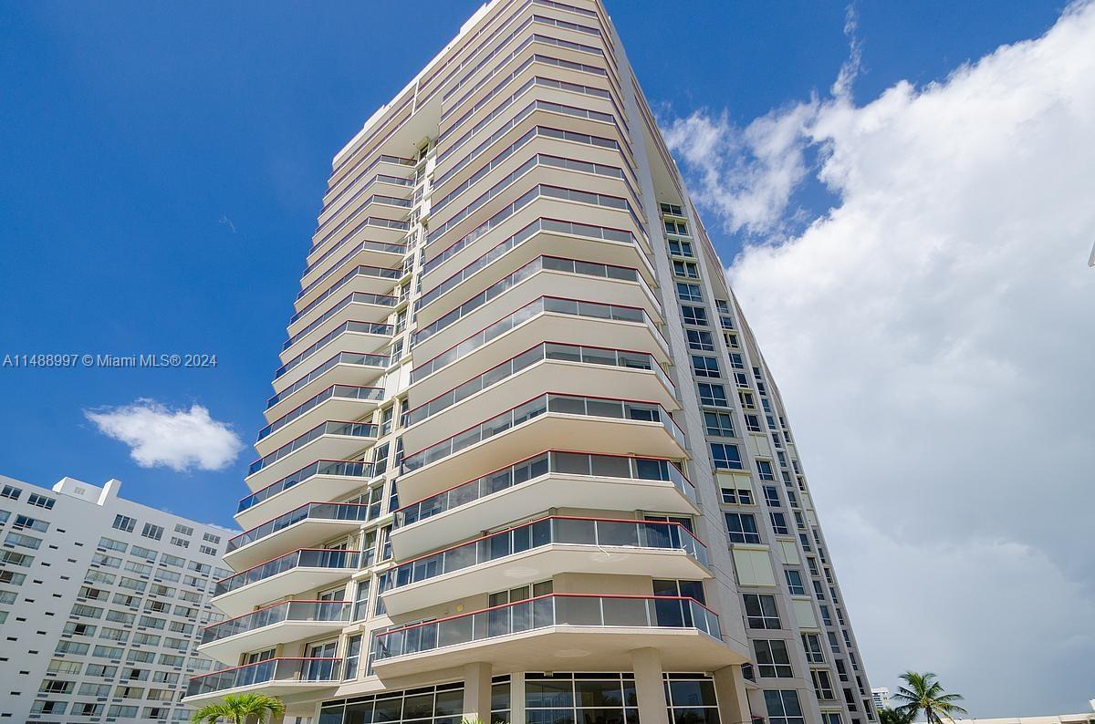Primary Photo - 6767 Collins Ave