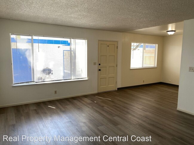 Building Photo - 2555 Solano Rd