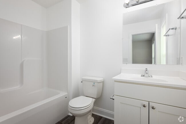 3 Story - 1,854SF - Second Bathroom - 375-395 Skylar Dr