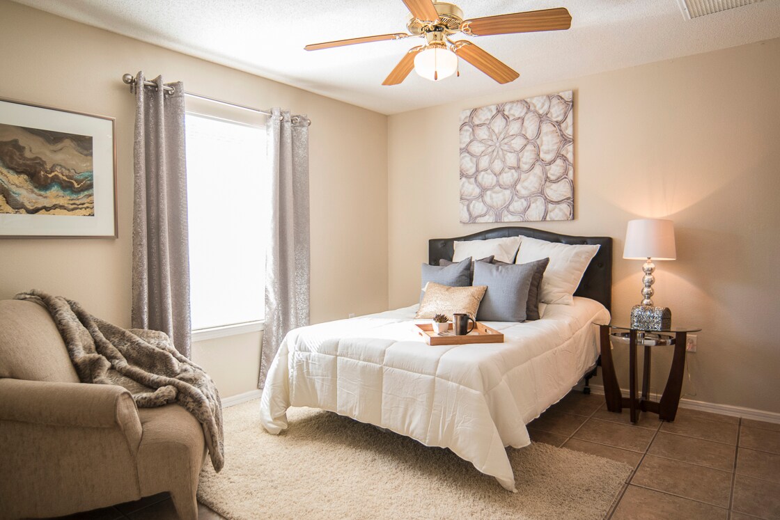 Foto principal - Deer Palms Apartments