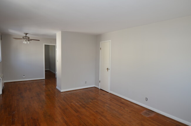 Building Photo - 2740 Atlantic Ave