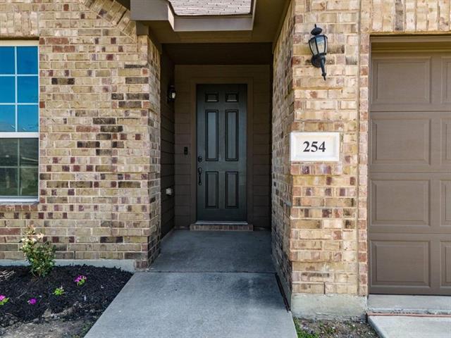 Building Photo - 254 Saddlebrook Ln