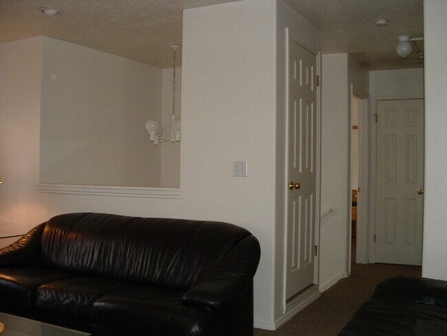 Foto del edificio - 7200 S Highland Dr