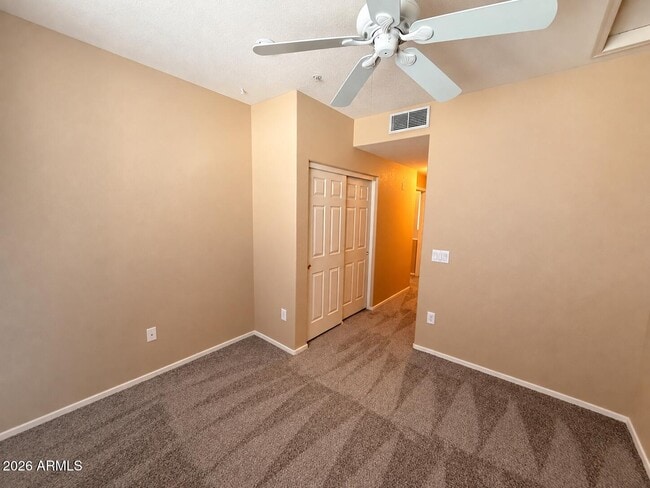 Building Photo - 18250 N Cave Creek Rd