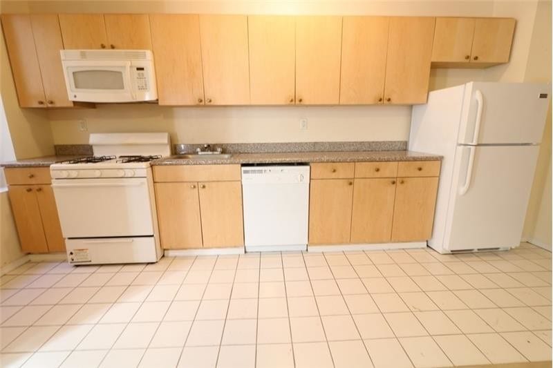 90 Ellwood St Unit 2G, New York, NY 10040 Apartment for Rent in New