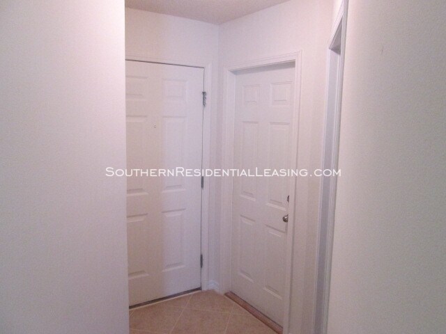 Building Photo - 9716 Cobblebrook Dr