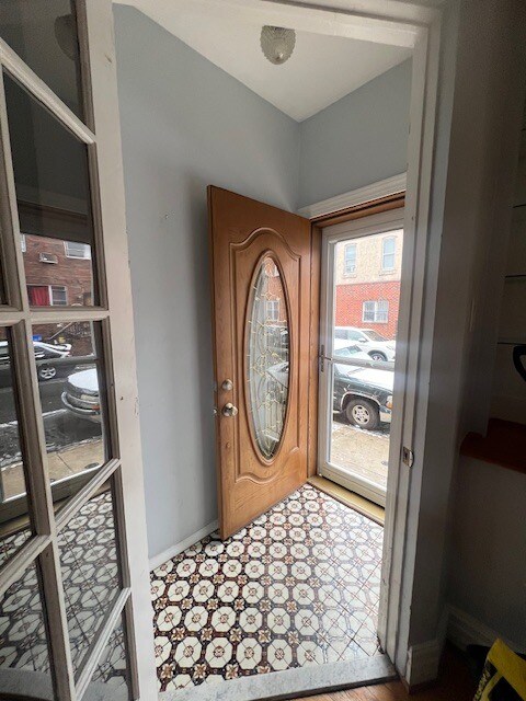 Cuarto de servicio - 2447 S 9th St