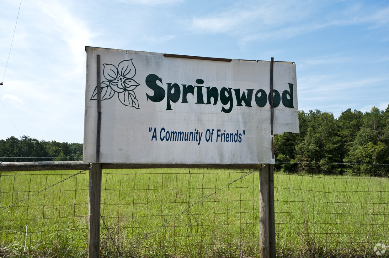 Primary Photo - Springwood Dr