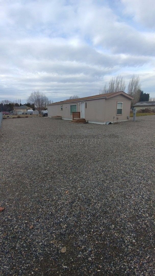 Building Photo - 3002 Snow Ln