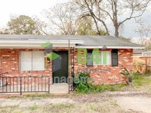 Building Photo - 719 Palmetto Ave
