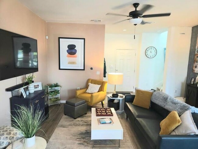 Foto del edificio - 16710 Sonoma Breeze Dr