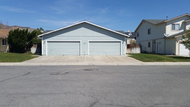 Foto del edificio - 324 Sweetwater Cir