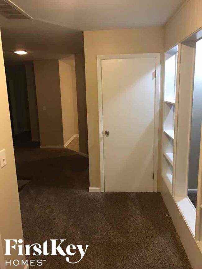 7557 E 71st St Indianapolis In 46256 House For Rent In Indianapolis In Apartments Com