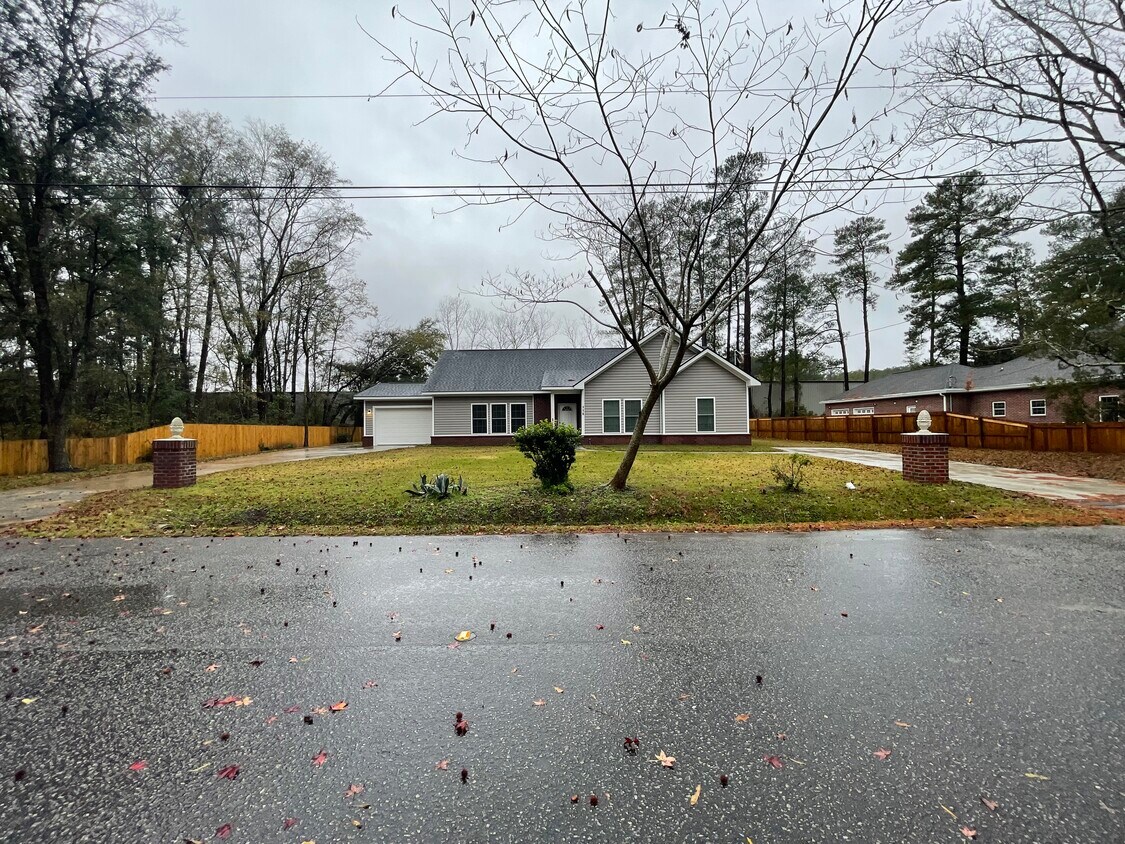 116 County Rd S18580, Summerville, SC 29483 House Rental in