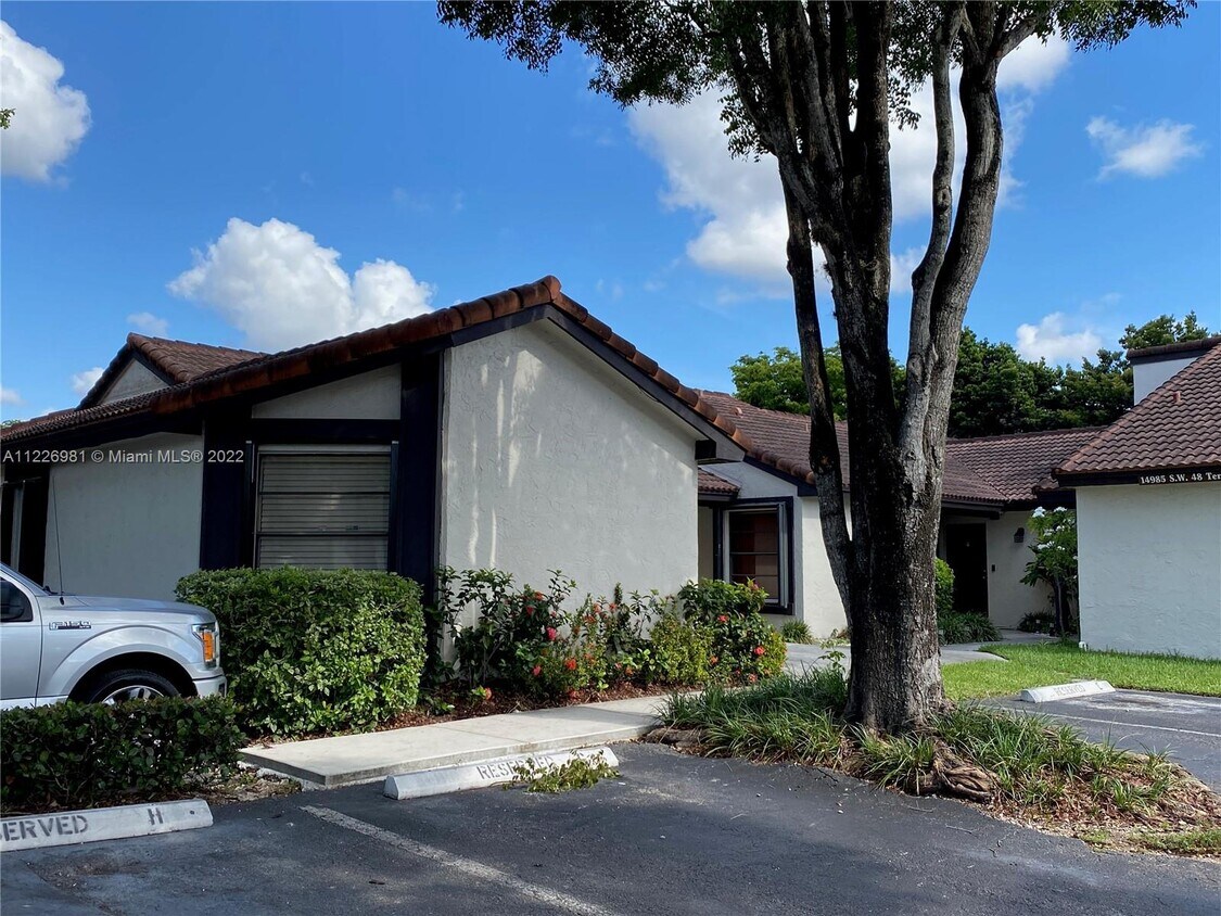 14985 SW 48th Ter 26H Miami Fl 33185 - 14985 SW 48th Ter  26H Miami Fl 33185