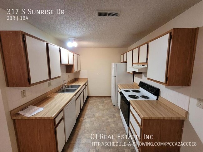 Building Photo - 317 S Sunrise Dr