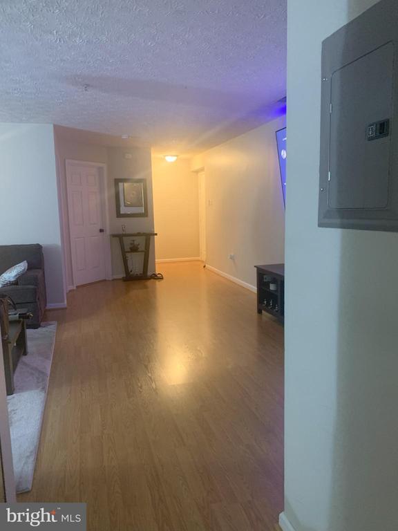 Foto del edificio - 4823 Shellbark Rd