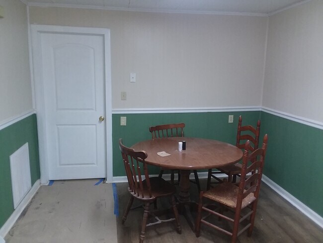 Foto del edificio - 340 W Blue Ridge St