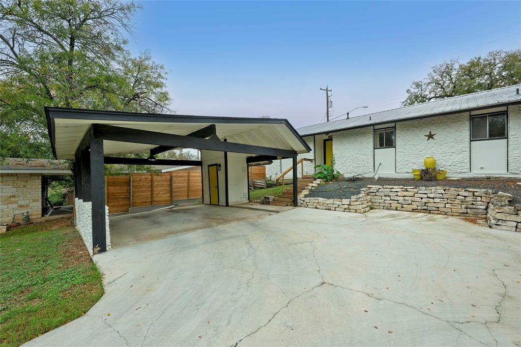 Foto principal - 1706 Elmhurst Dr