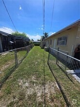 Building Photo - 3110 NW 19th Ave