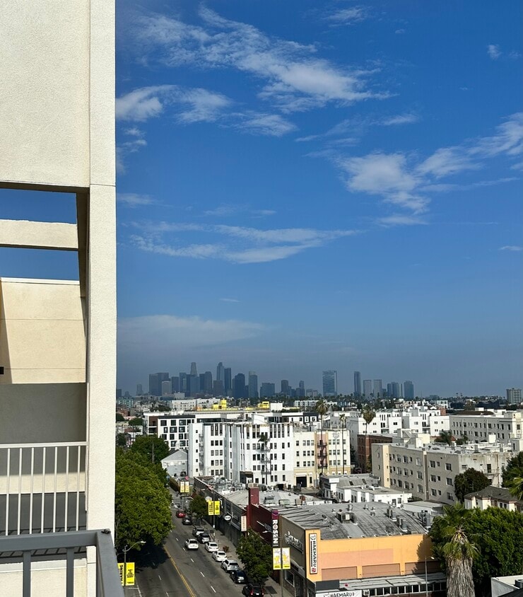 Rise Koreatown Apartments in Los Angeles, CA Westside Rentals